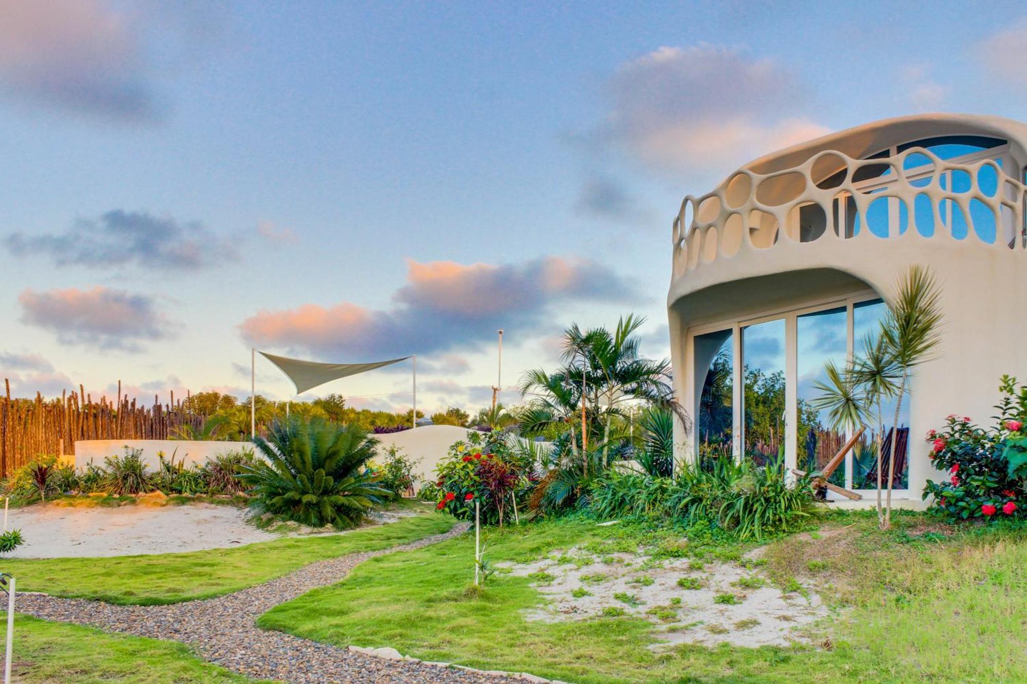 Swan Villas Maya Beach Екстер'єр фото