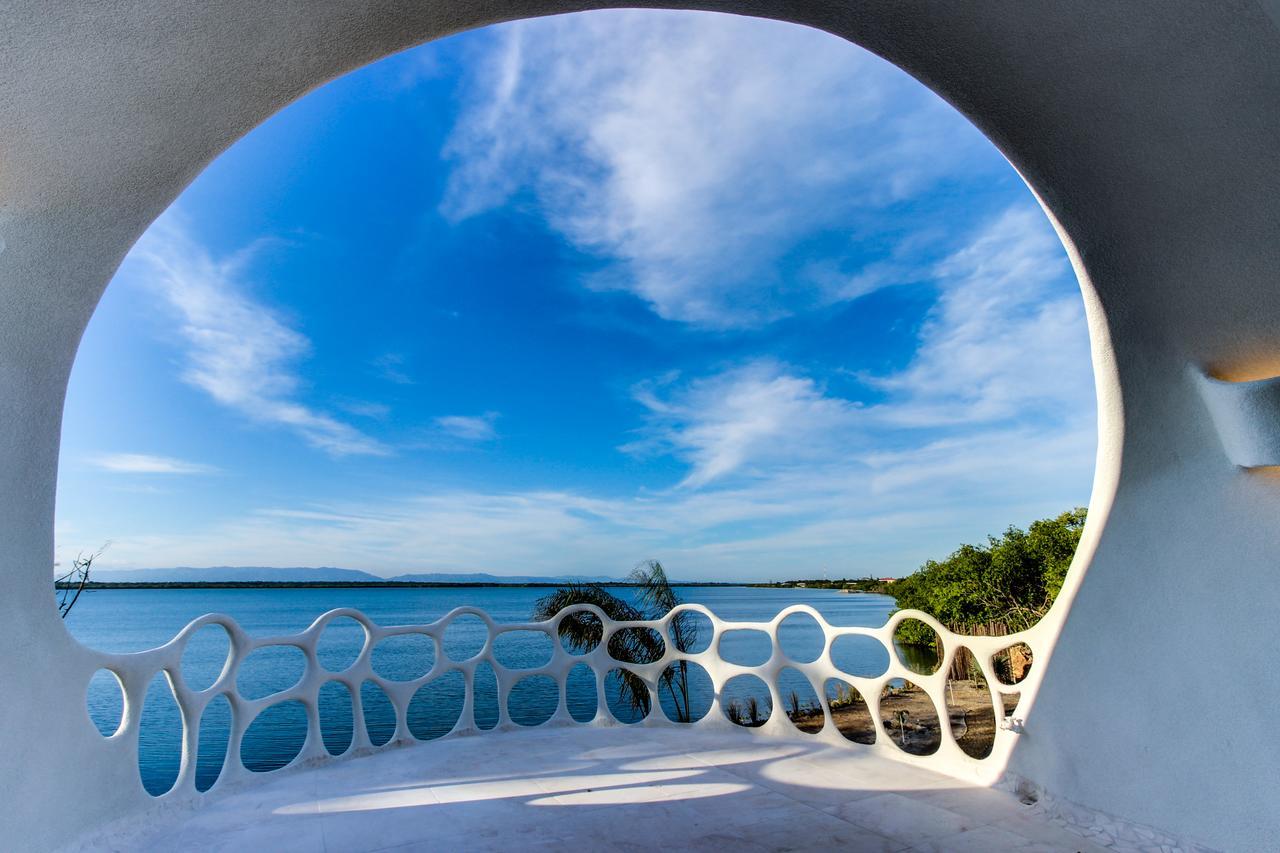Swan Villas Maya Beach Екстер'єр фото